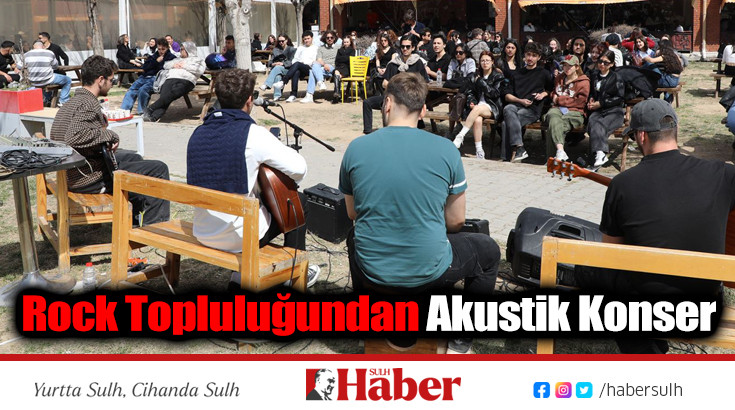 Rock Topluluğundan Akustik Konser